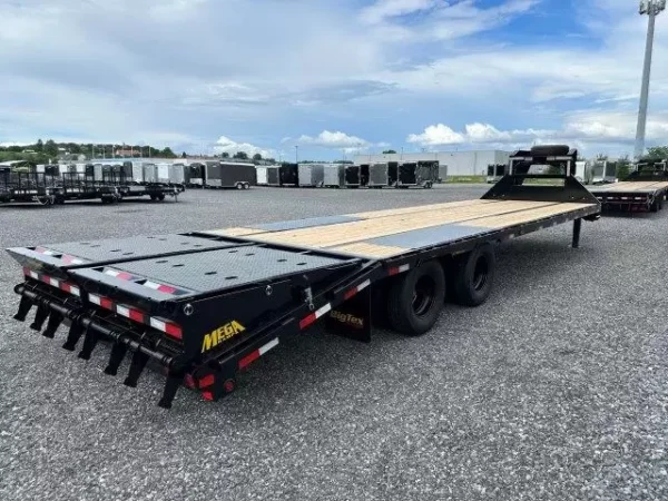 Big Tex 8.5 x 30 Gooseneck Deckover Equipment Trailer Mega Ramps - Image 4