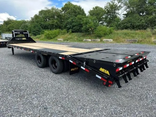 Big Tex 8.5 x 30 Gooseneck Deckover Equipment Trailer Mega Ramps - Image 6