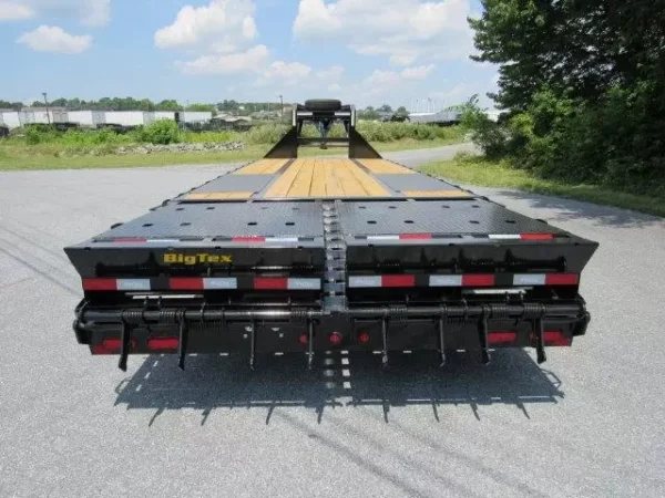 Big Tex 8.5 x 25 Heavy Duty Gooseneck Equipment Trailer - Image 2