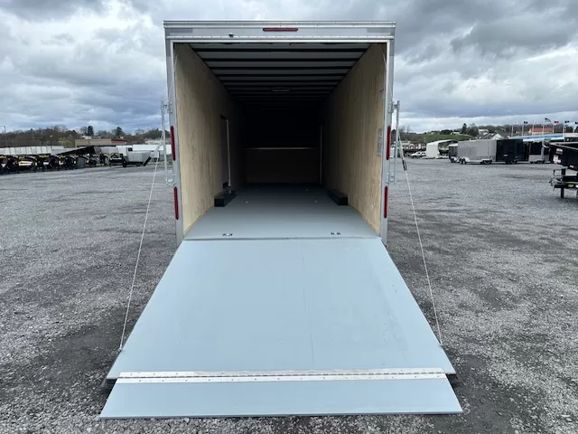 Car Mate 8.5 x 38 Enclosed Gooseneck Trailer Aluminum Wheels - Image 2